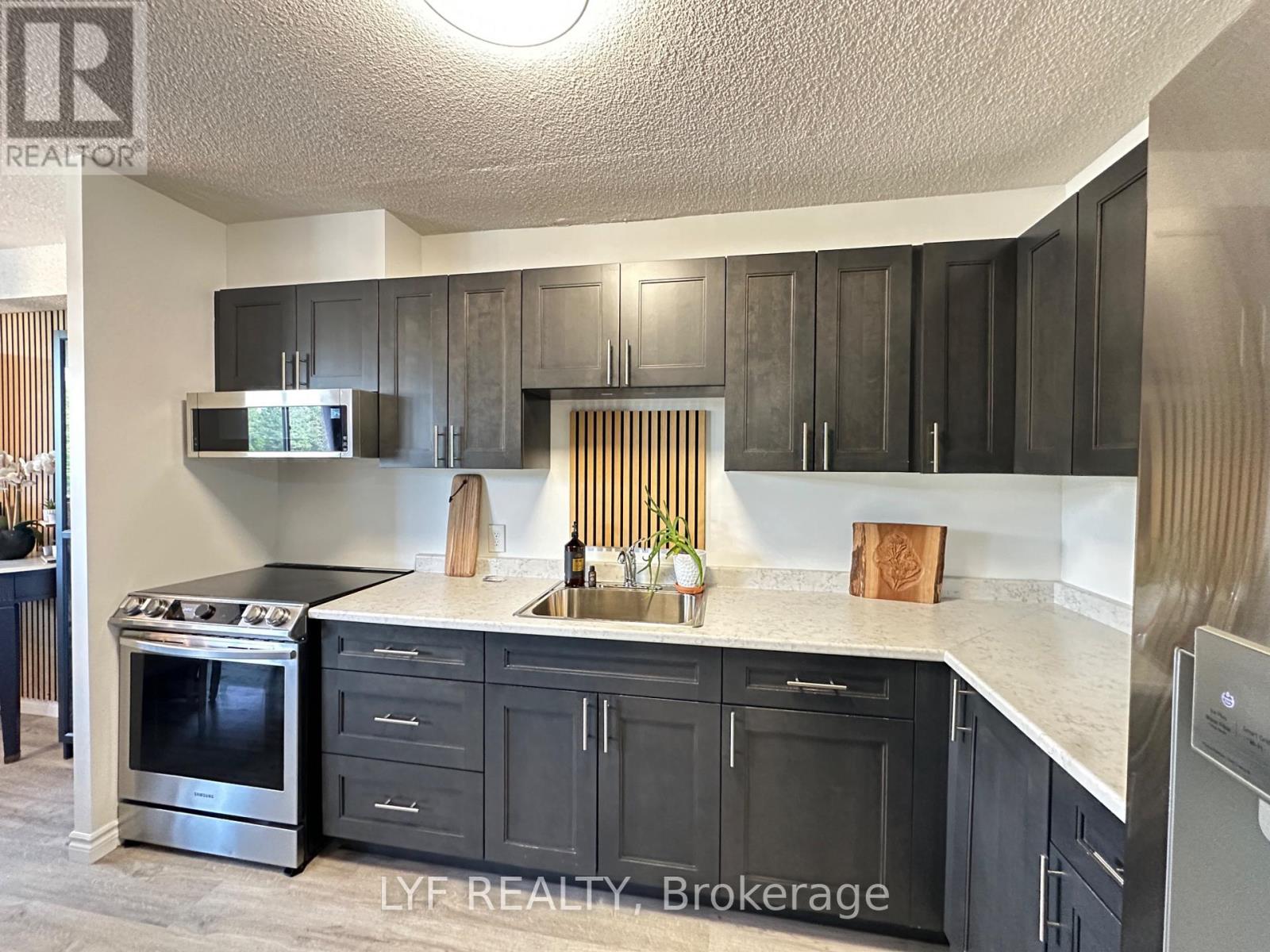 #401 81 MILLSIDE DRIVE - 6