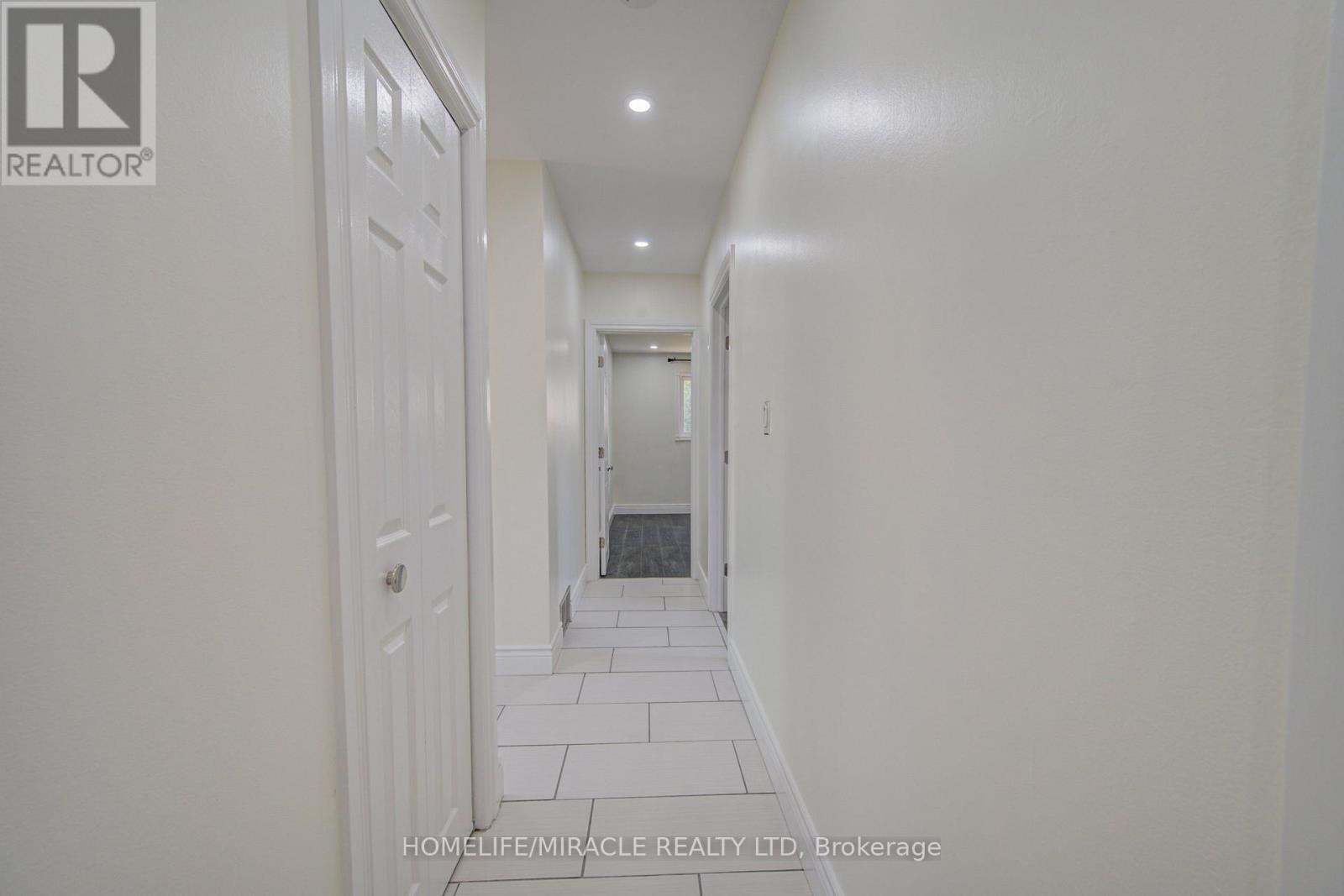 161 KIPLING AVENUE - 21