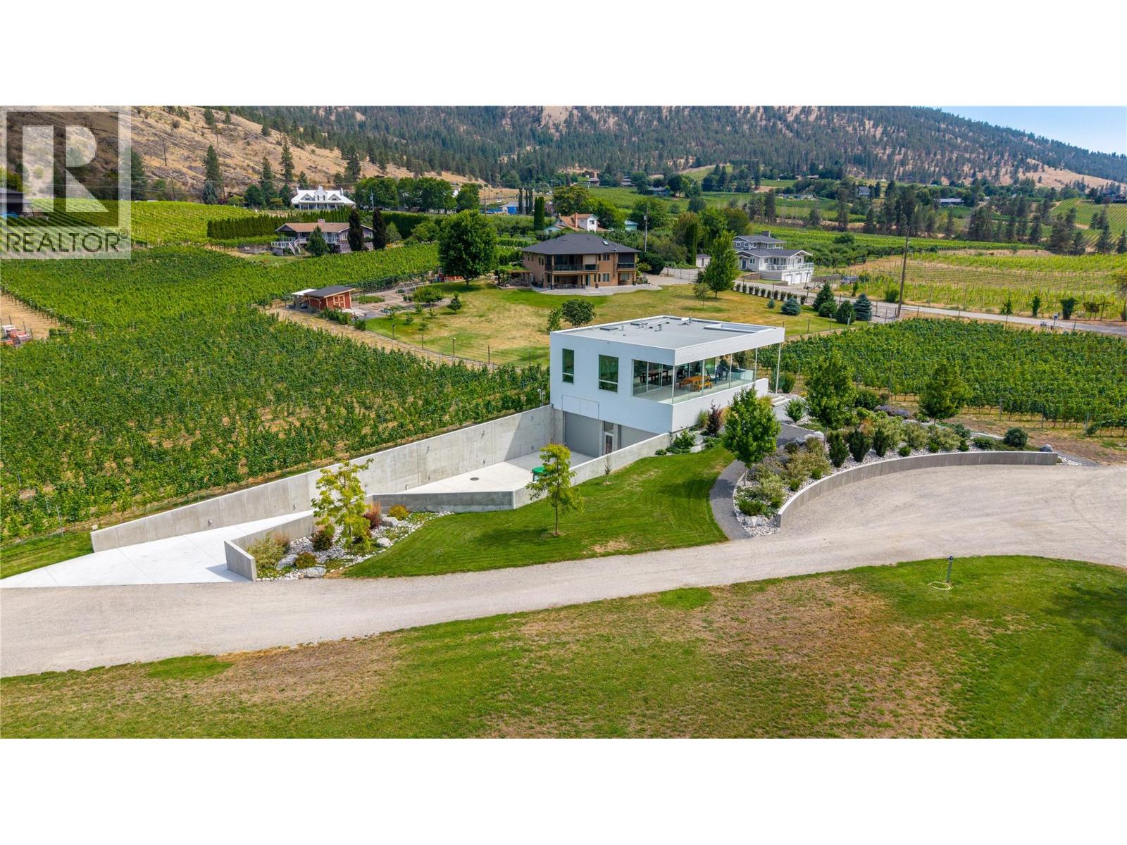 1243 Evans Avenue - 4