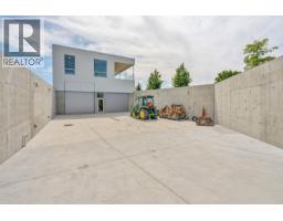 1243 Evans Avenue, Penticton, BC V2A8R7 Photo 32