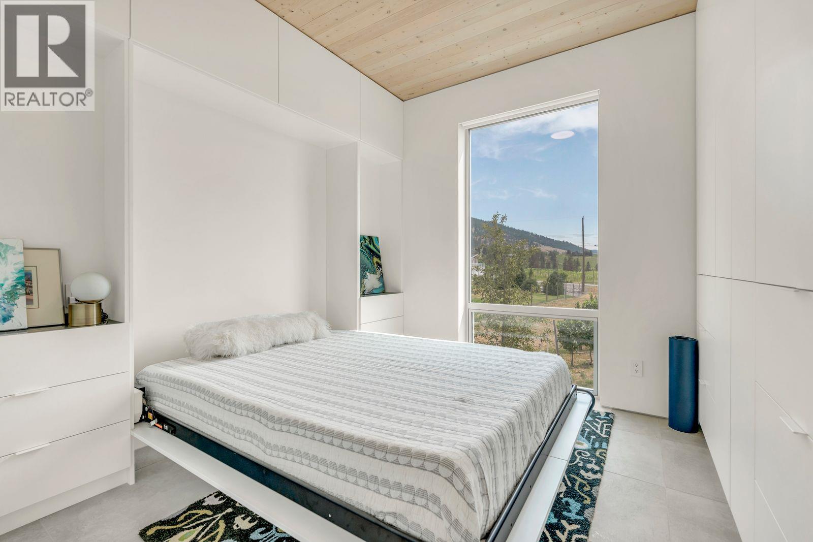1243 Evans Avenue - 21