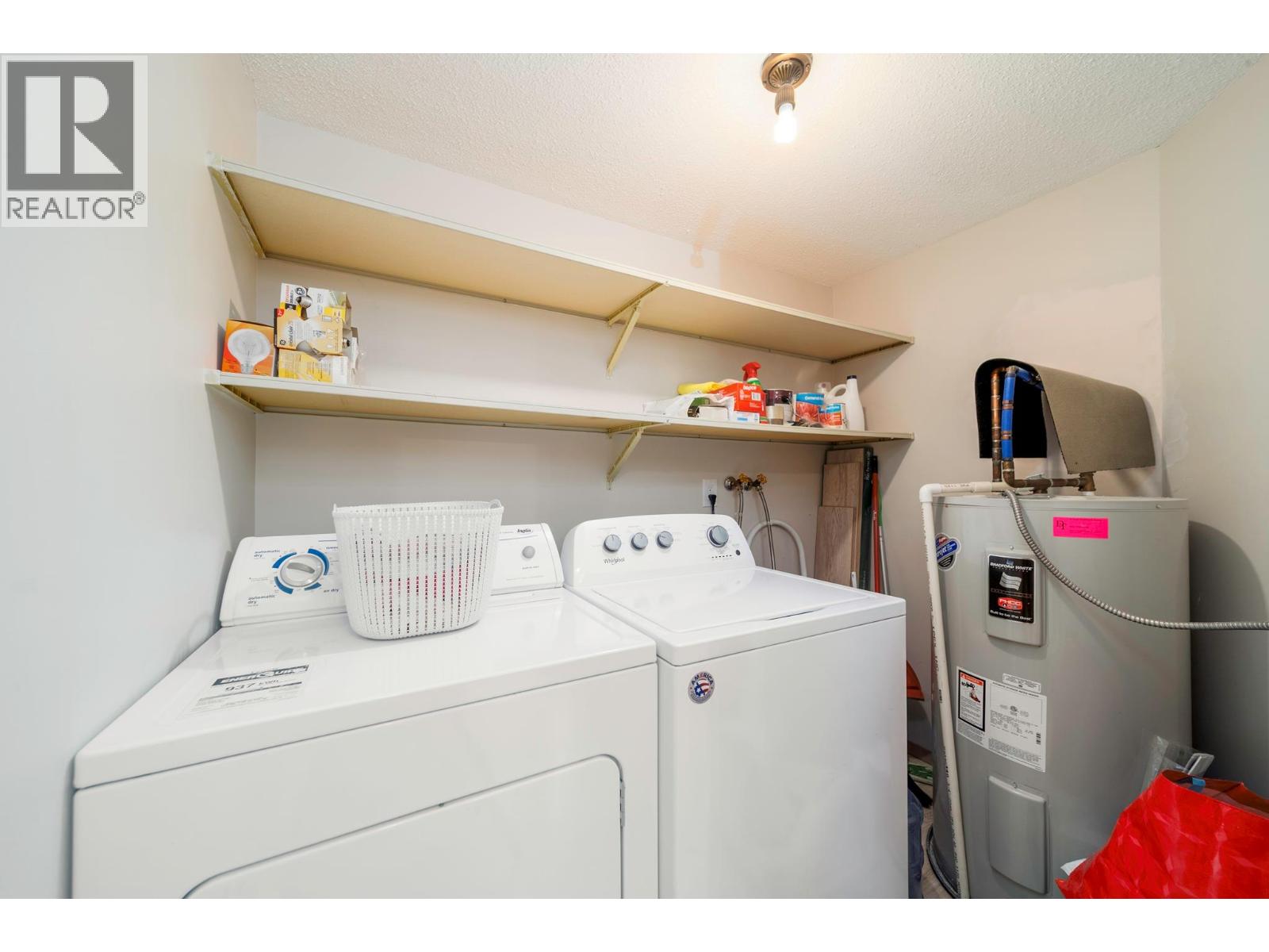 211 2085 Gordon Drive, Kelowna