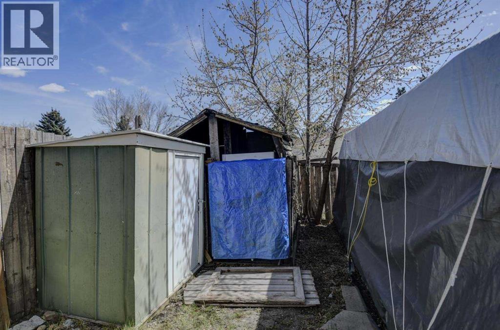 184 Erin Croft Crescent SE - Image 30