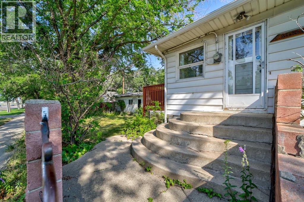 1138 12B Street S - 32