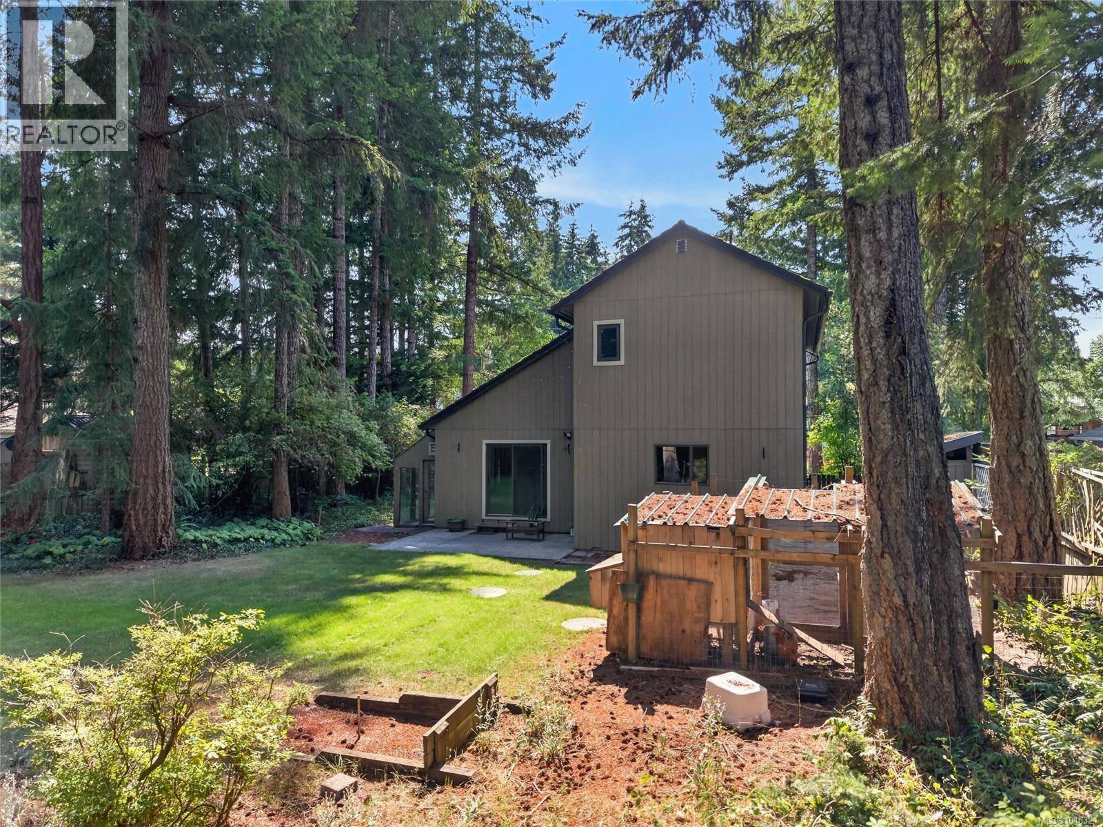 8830 CLARKSON Ave, Black Creek