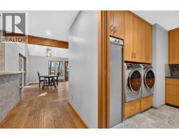 8830 Clarkson Ave, Black Creek, BC V9J1A7 Photo 17