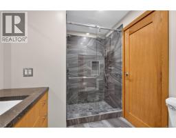 8830 Clarkson Ave, Black Creek, BC V9J1A7 Photo 39