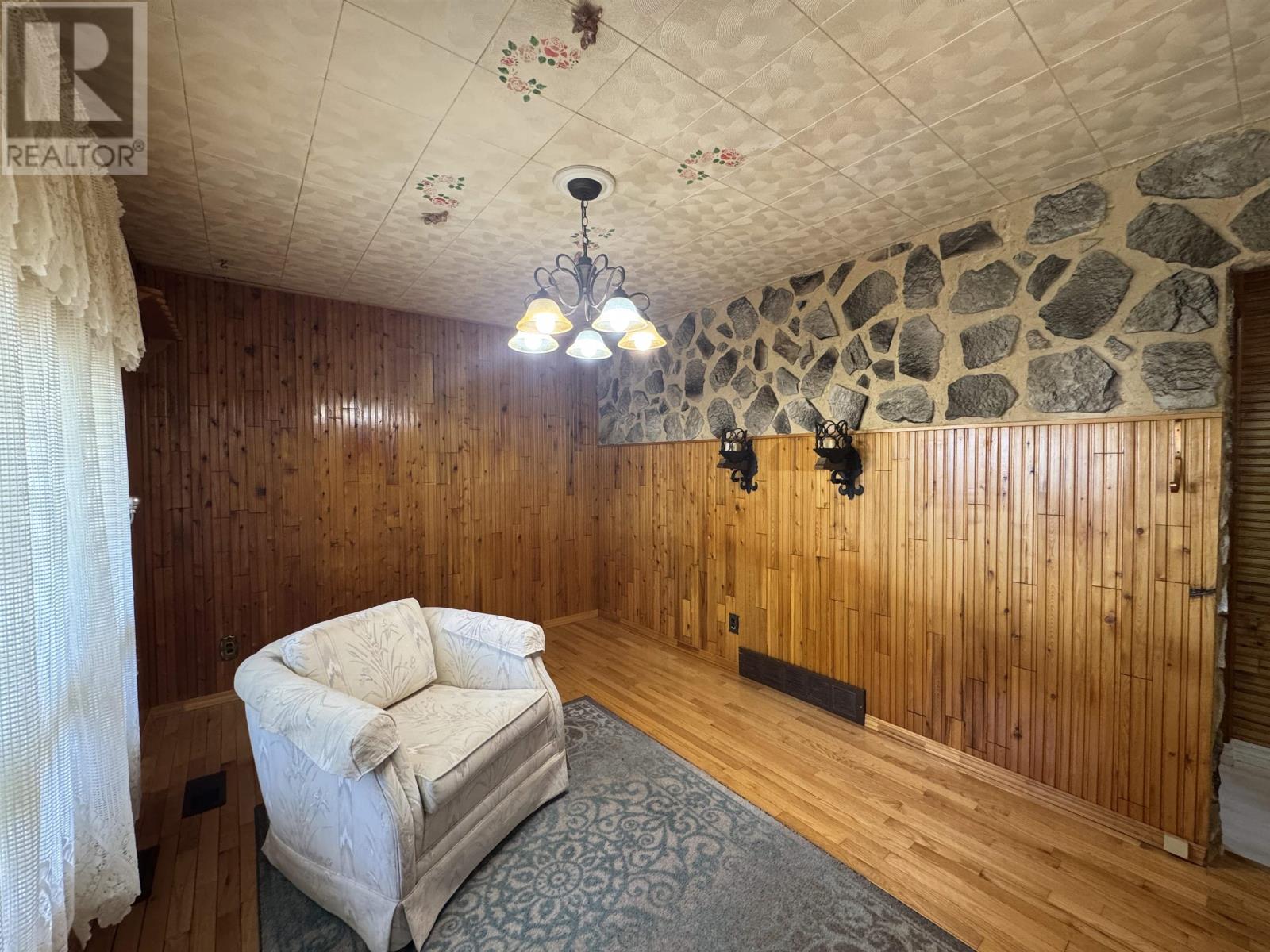 20 Heron DR - 7
