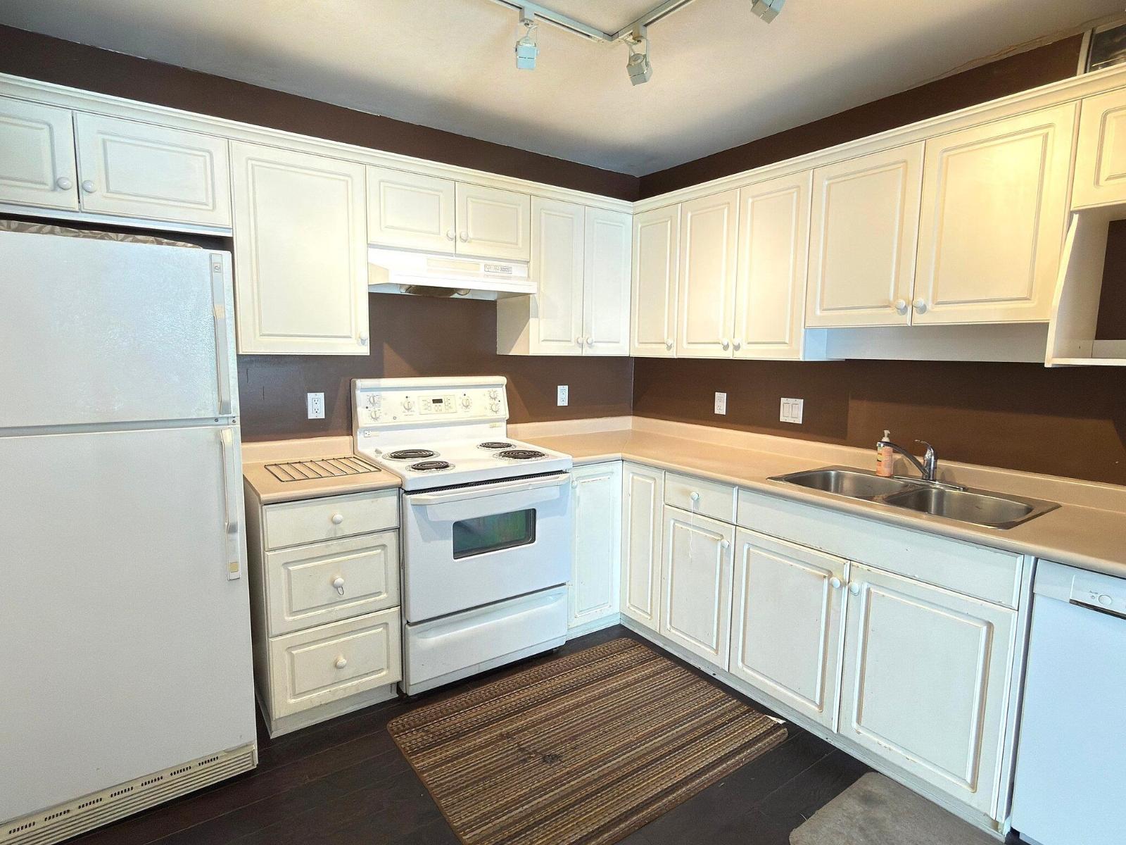 211 32085 GEORGE FERGUSON WAY, Abbotsford