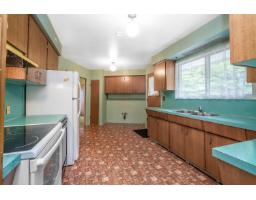 15875 101a Avenue, Surrey, BC V4N2N6 Photo 9