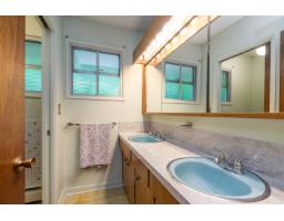 15875 101a Avenue, Surrey, BC V4N2N6 Photo 17