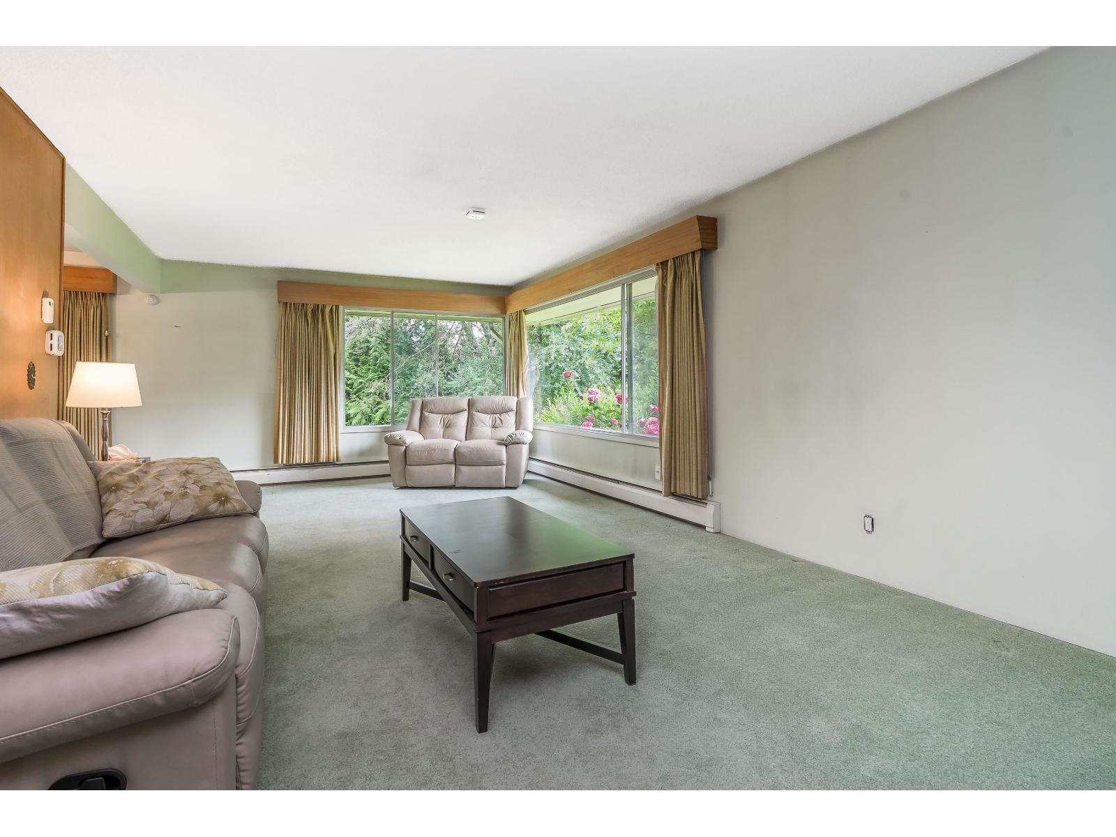 3 Bed, 2 Bath House for Sale in Surrey – 15875 101A AVENUE, Surrey – MLS# R3153439 - Image 13