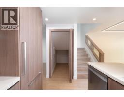 6556 Nelson Avenue, Burnaby, BC V5H0G6 Photo 18