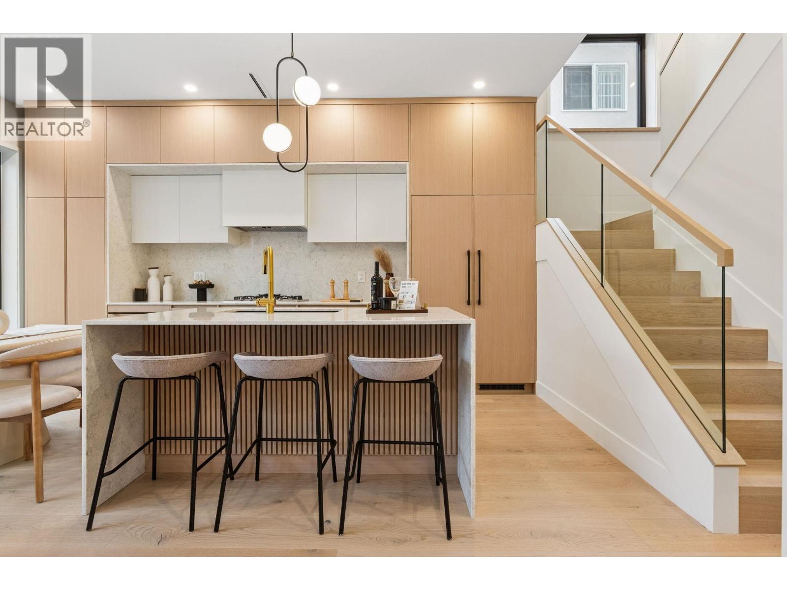 3 Bed, 4 Bath House for Sale in Vancouver – 2 448 W 20TH AVENUE, Vancouver – MLS# R3153533 - Image 14