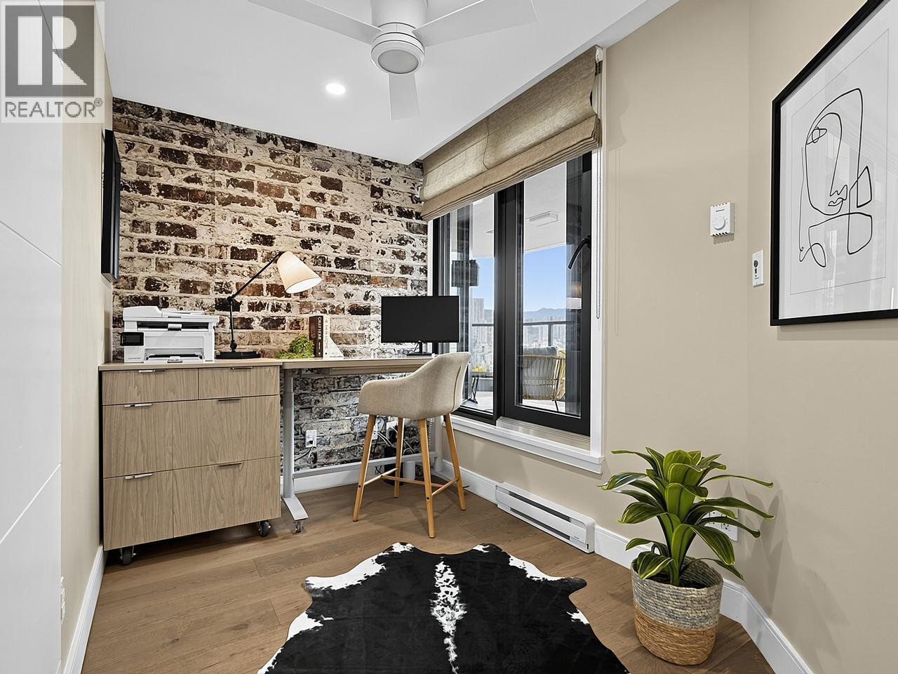 907 2201 PINE STREET, Vancouver