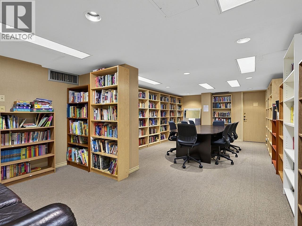907 2201 PINE STREET, Vancouver