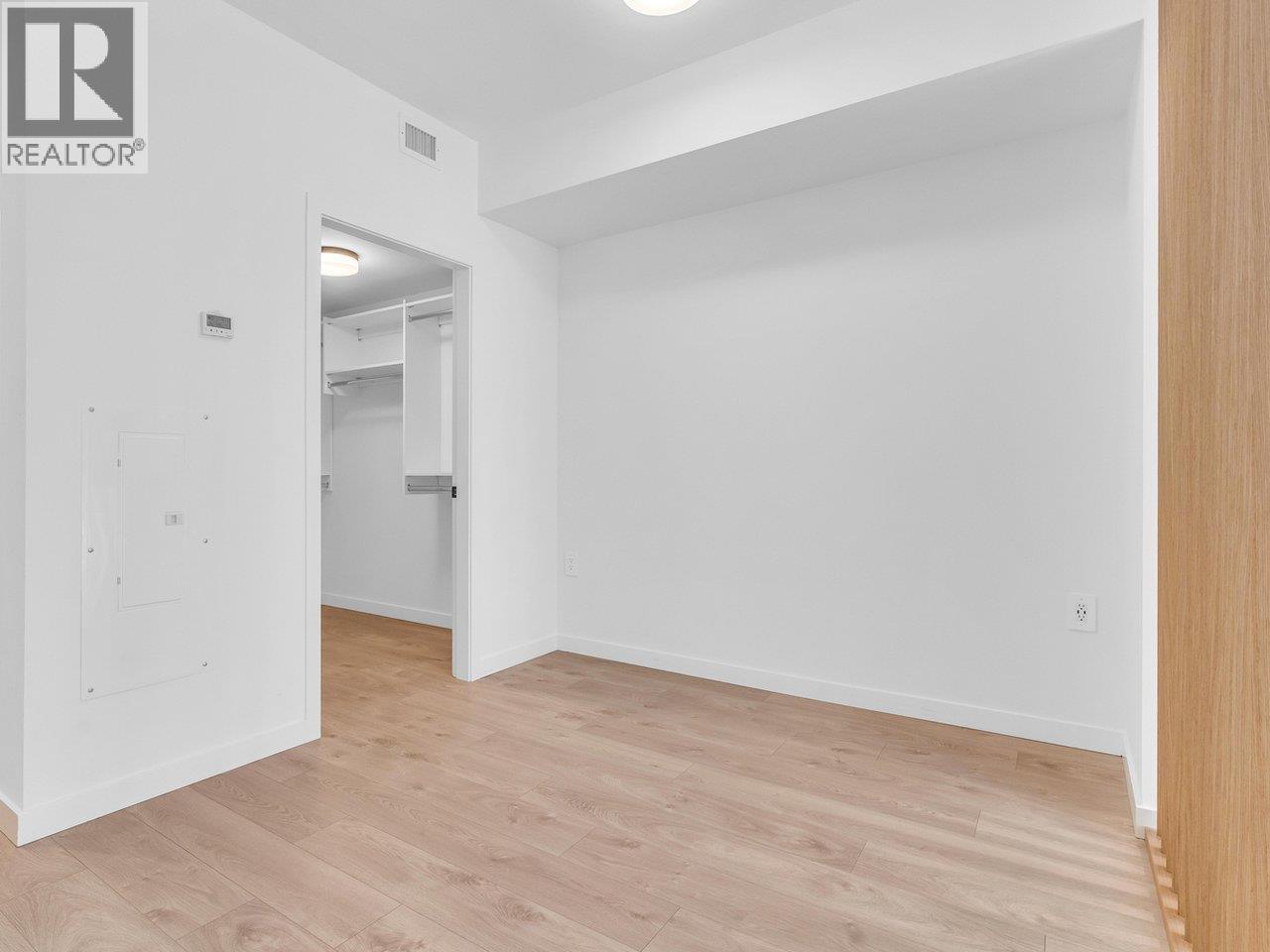 317 2520 GUELPH STREET, Vancouver