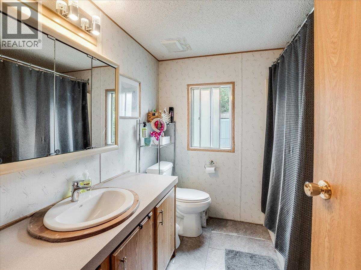 1015 Garden Road, South Slocan
