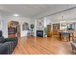 18 2120 King George Boulevard, Surrey, BC V4A6Y8 Photo 12