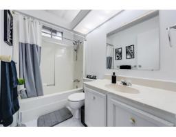 18 2120 King George Boulevard, Surrey, BC V4A6Y8 Photo 15