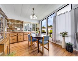18 2120 King George Boulevard, Surrey, BC V4A6Y8 Photo 9