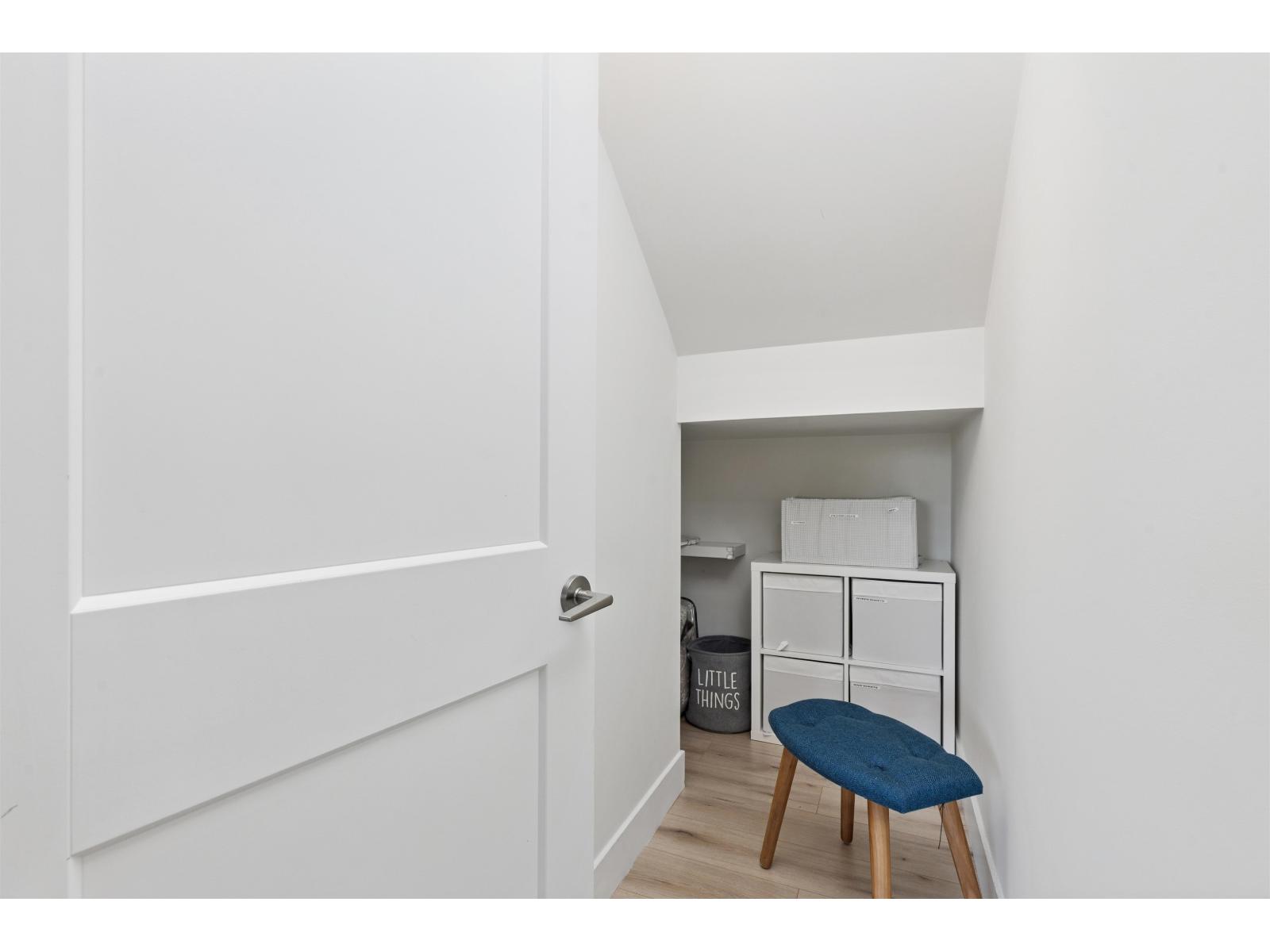 501 14022 NORTH BLUFF ROAD, White Rock