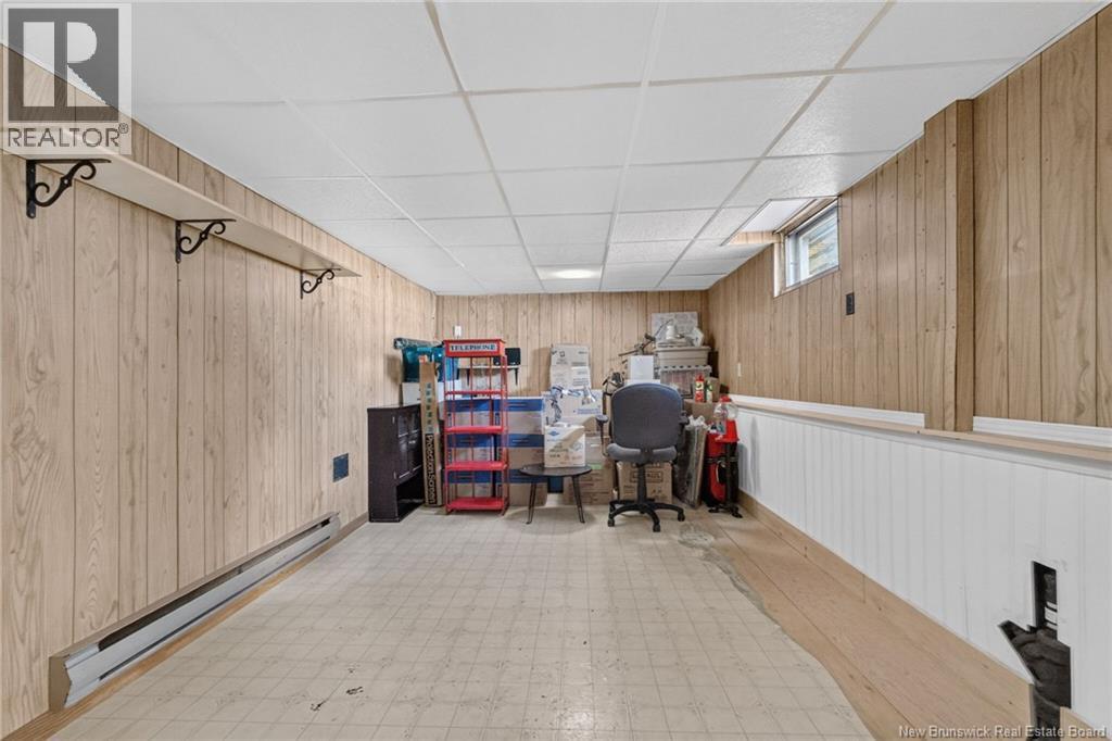 196 Waverley Avenue - 28