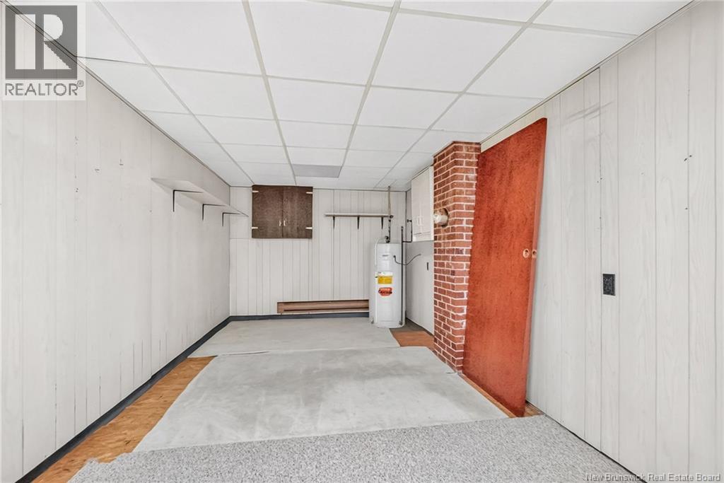 196 Waverley Avenue - 32