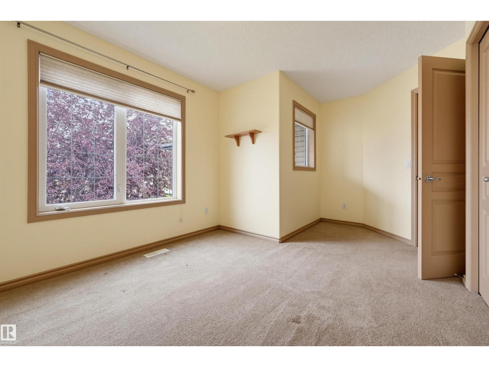 708 HALIBURTON CR NW - Image 33
