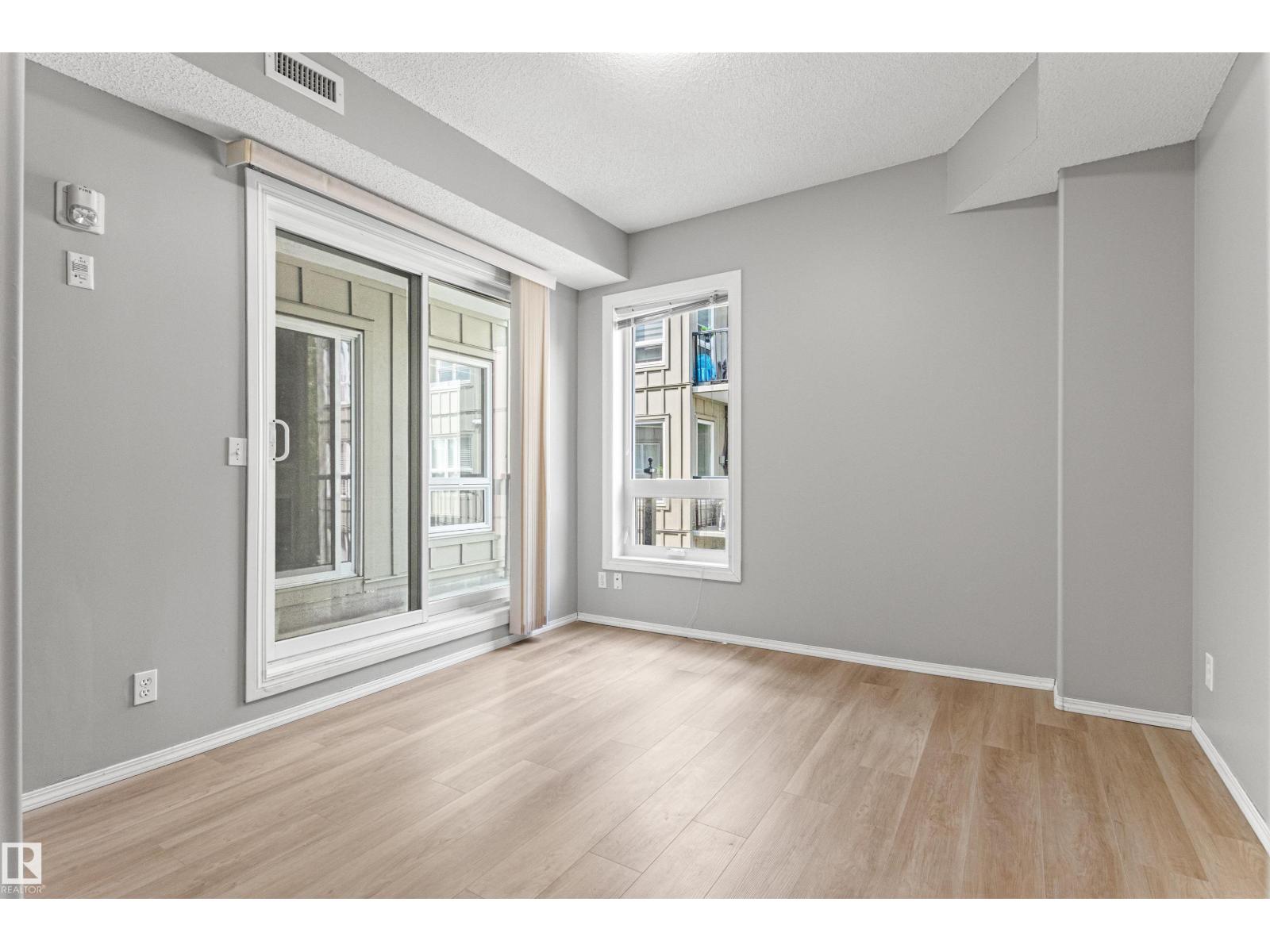#404 11103 84 AV NW - Image 18