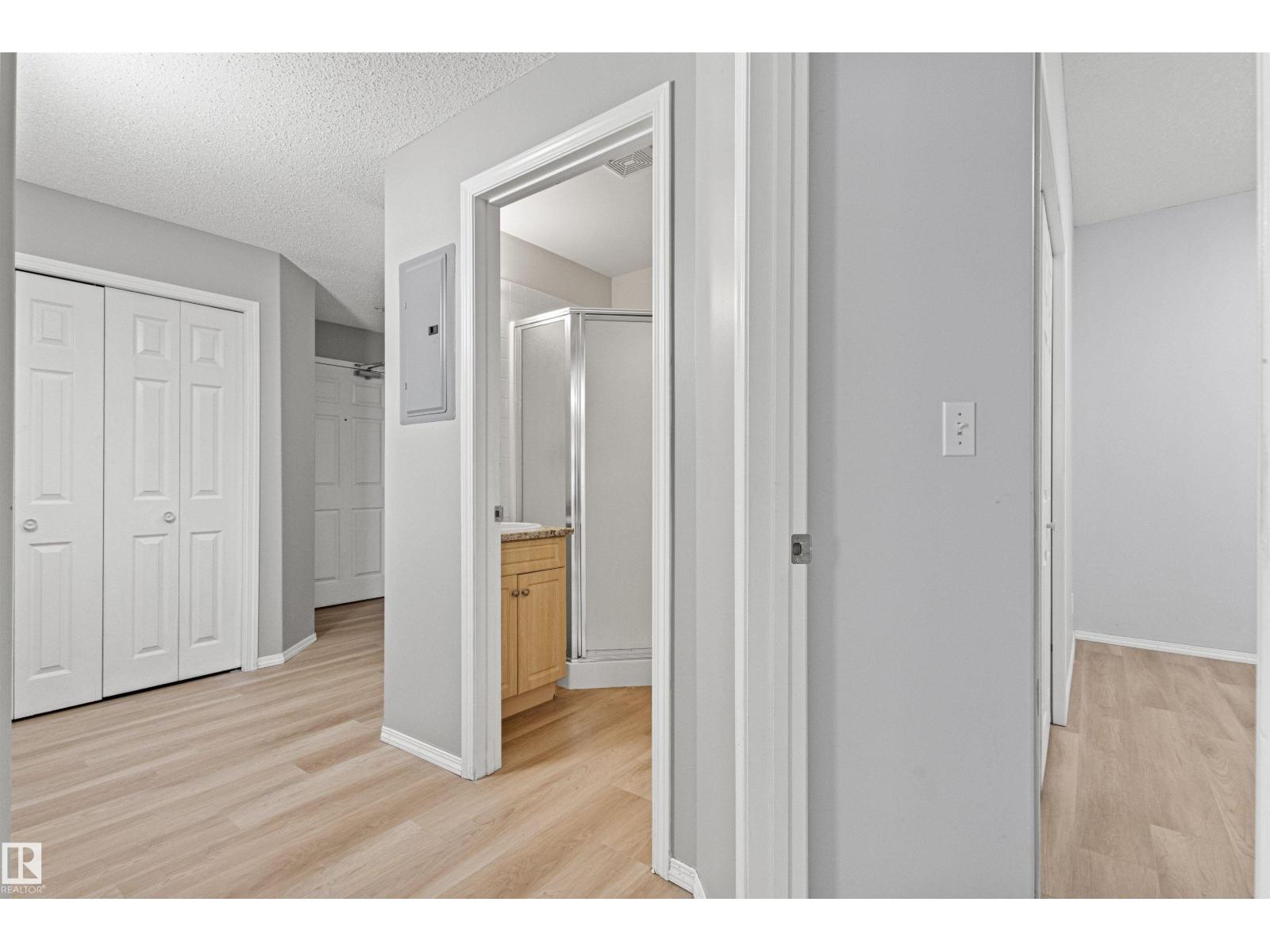 #404 11103 84 AV NW - Image 27
