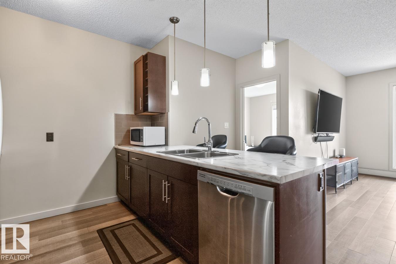 #307 1144 ADAMSON DR SW - 12