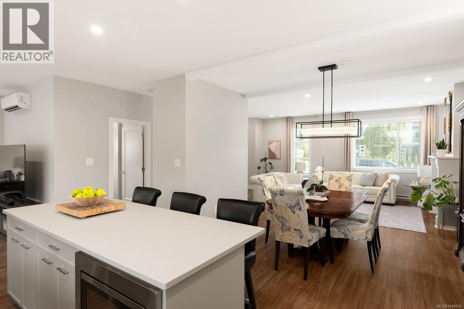 2939 Constellation Ave - 10