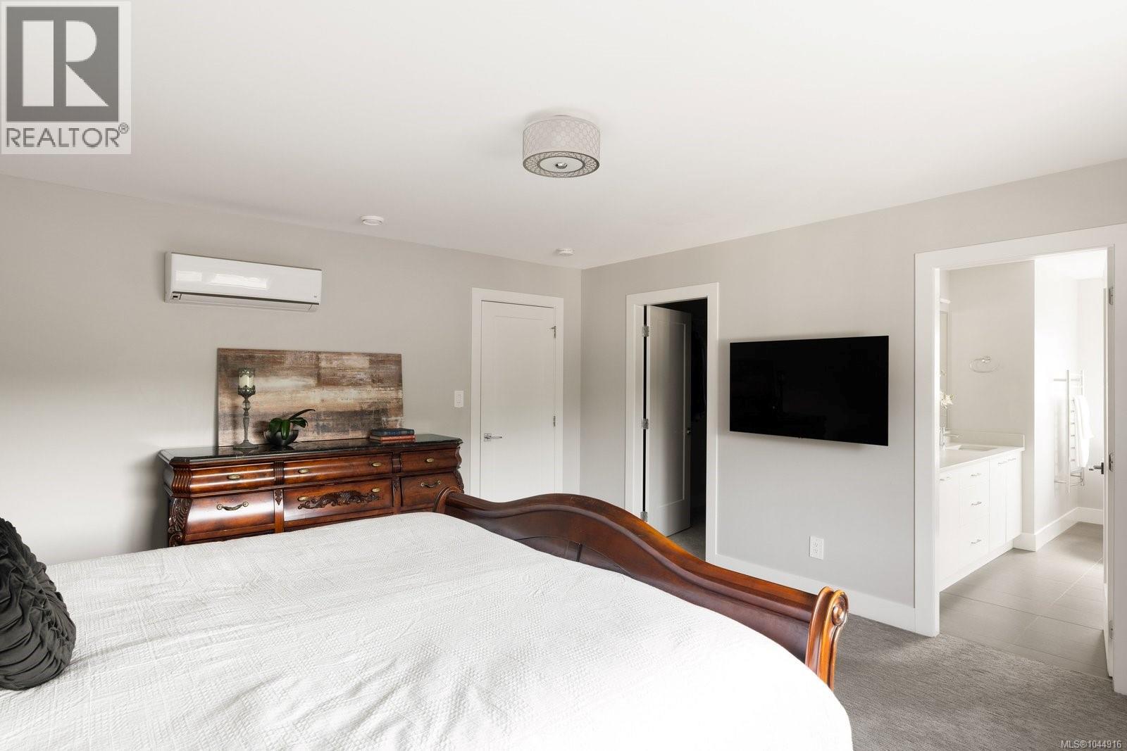 2939 Constellation Ave - 24