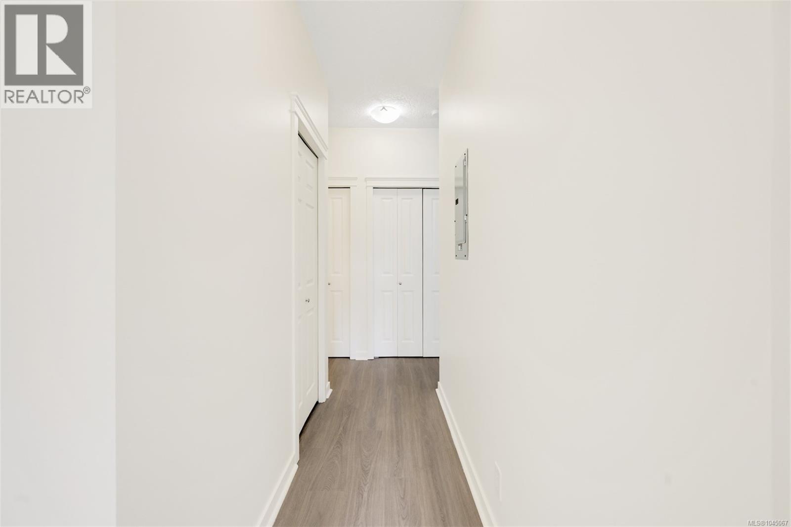 #305 2220 Sooke Rd - 29