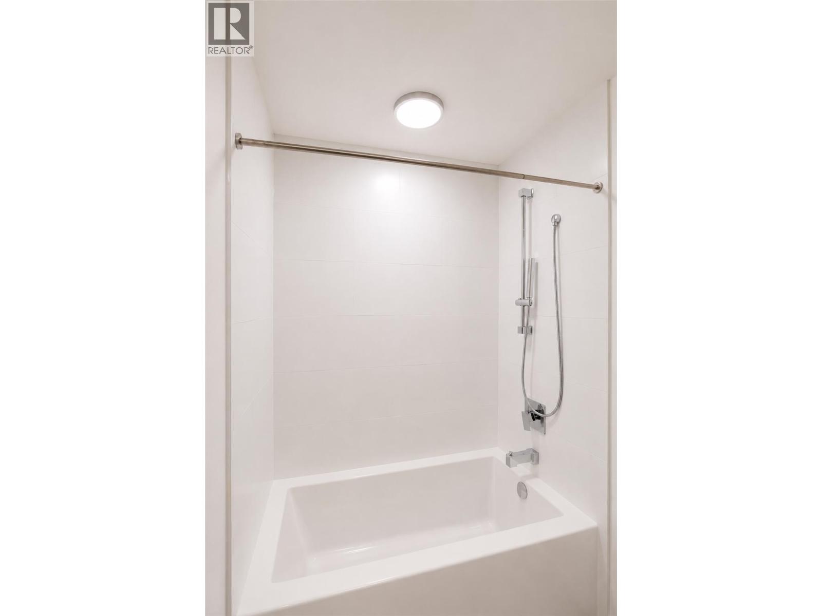 1380 Pridham Avenue Unit# 409, Kelowna