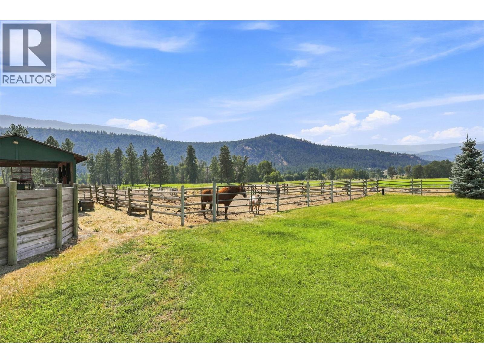 2225 Hazelhurst Road, Merritt