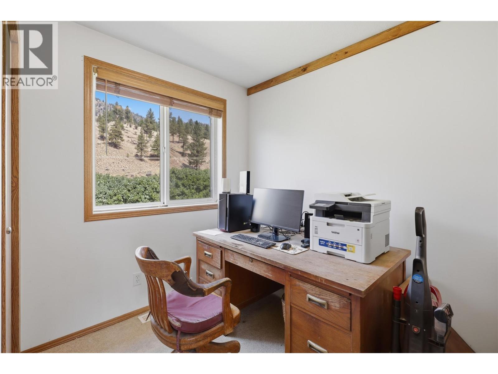 2225 Hazelhurst Road, Merritt