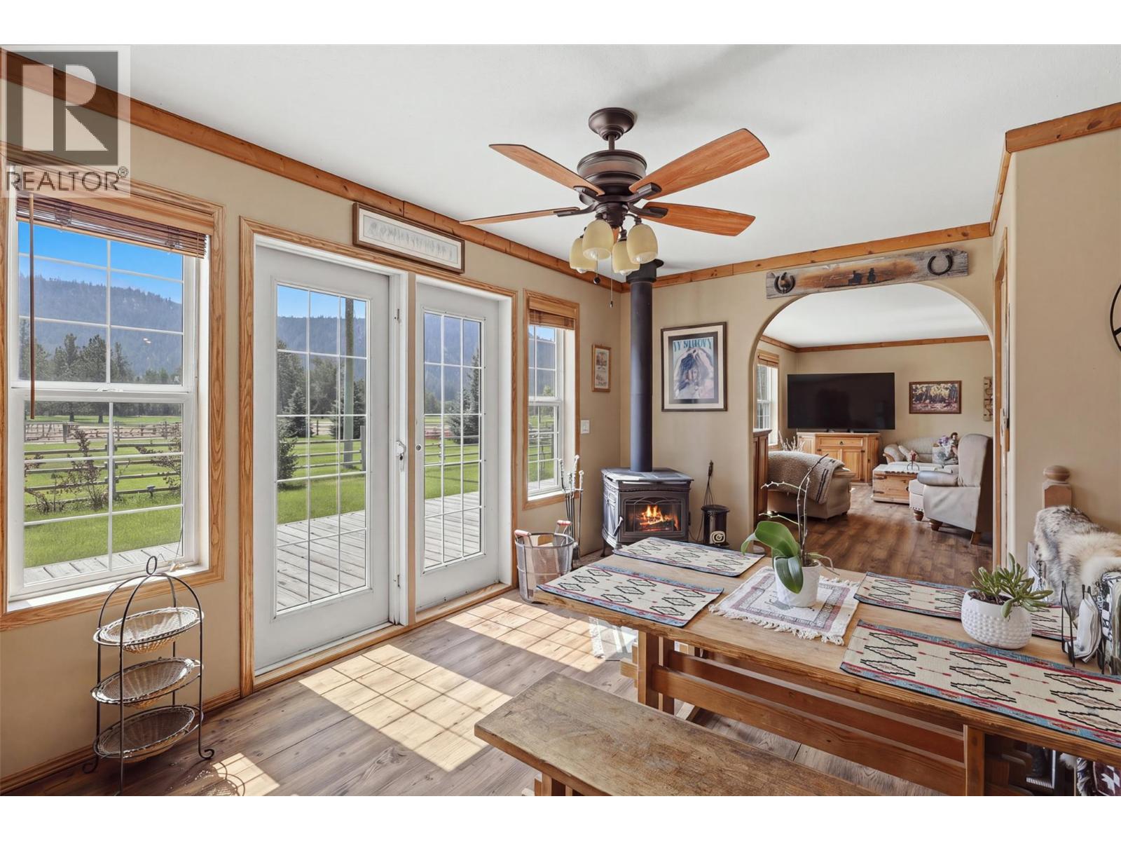 2225 Hazelhurst Road, Merritt