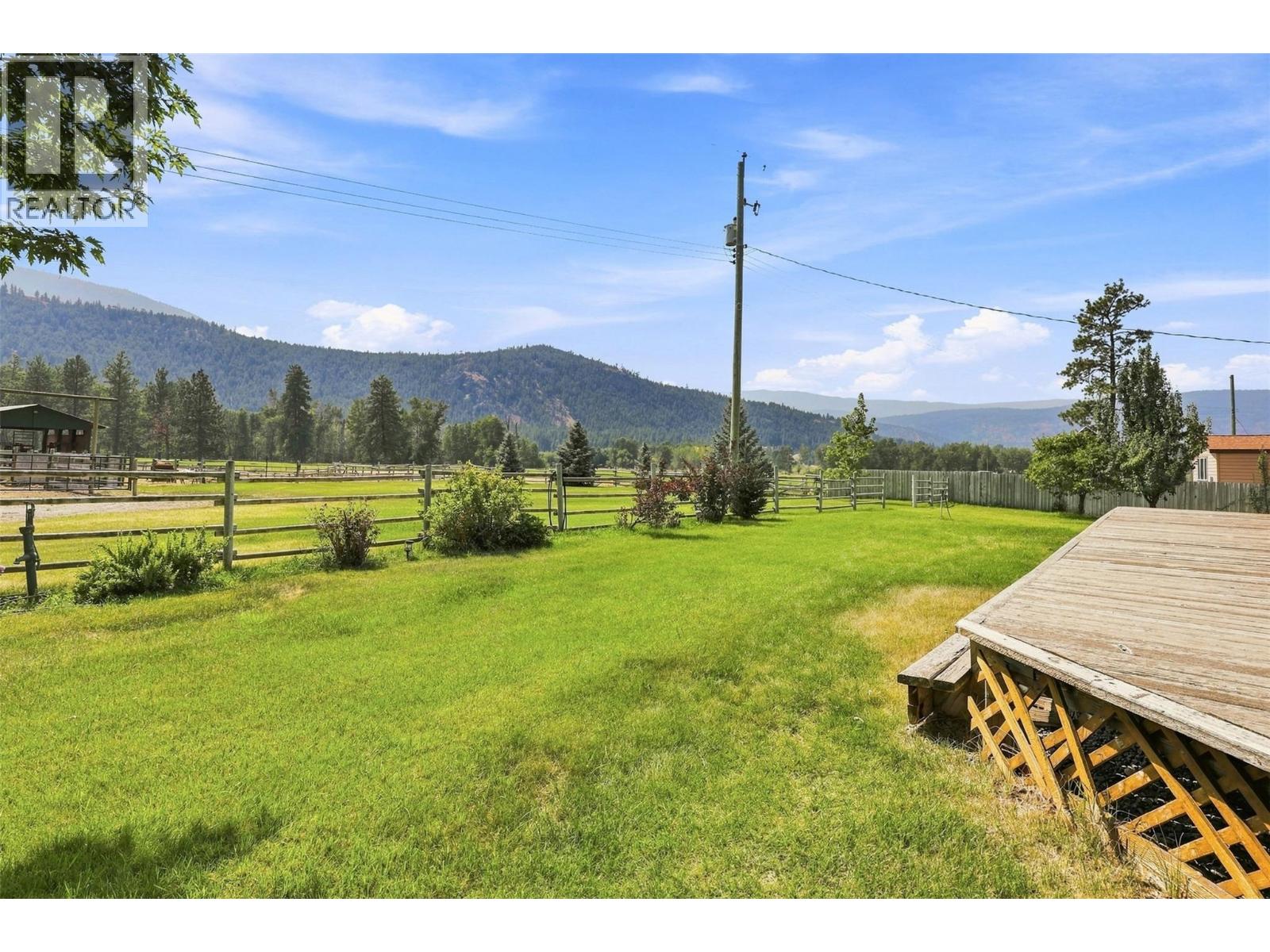2225 Hazelhurst Road, Merritt