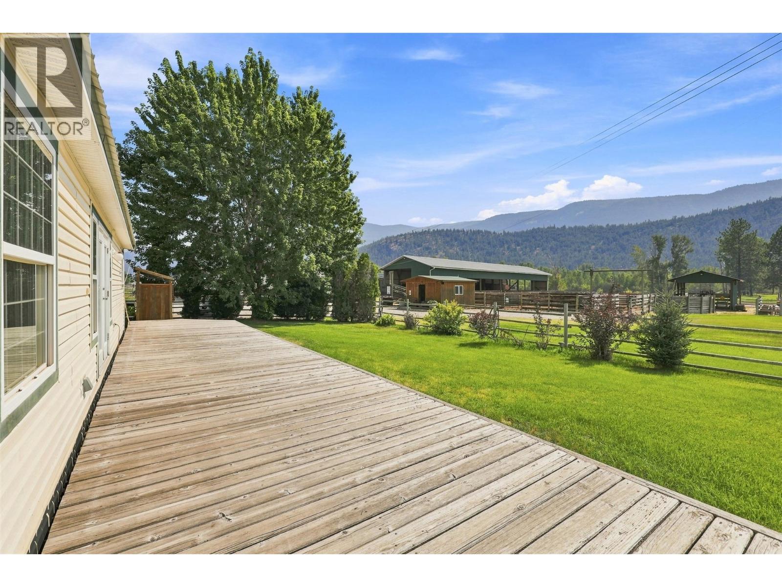2225 Hazelhurst Road, Merritt