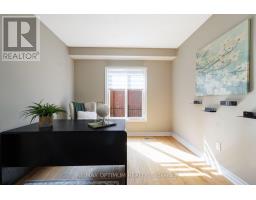 Bedroom 2 - 5859 Riverside Place, Mississauga, ON L5M4X1 Photo 10