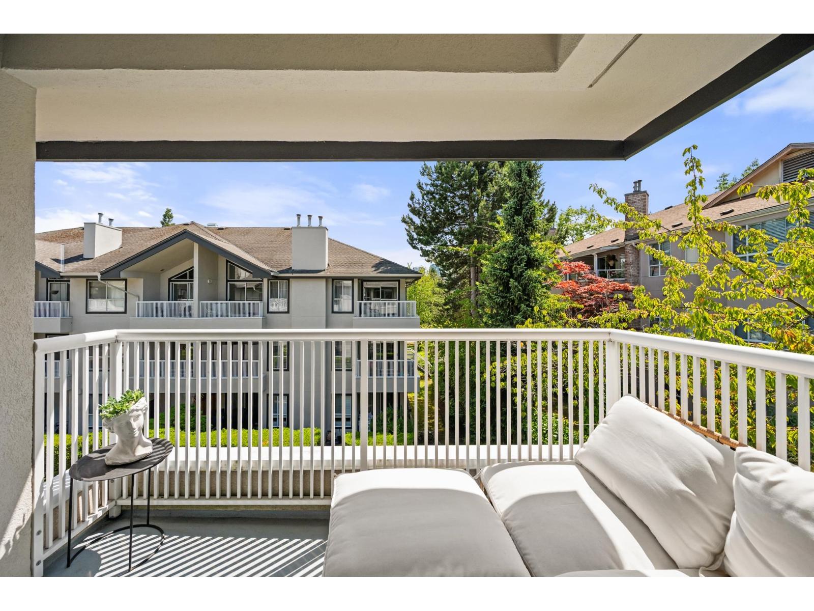 309 15272 20 AVENUE, Surrey
