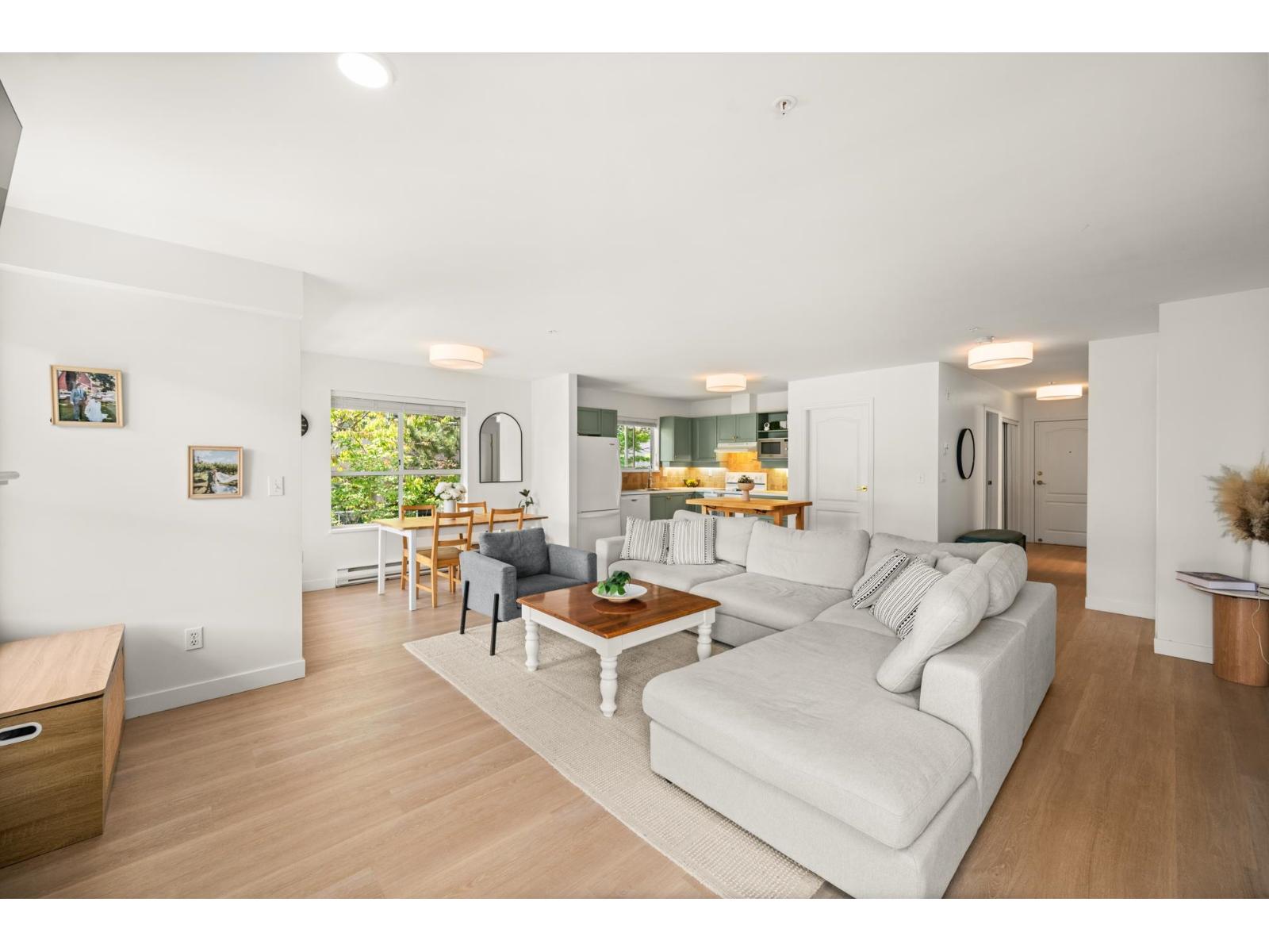 309 15272 20 AVENUE, Surrey