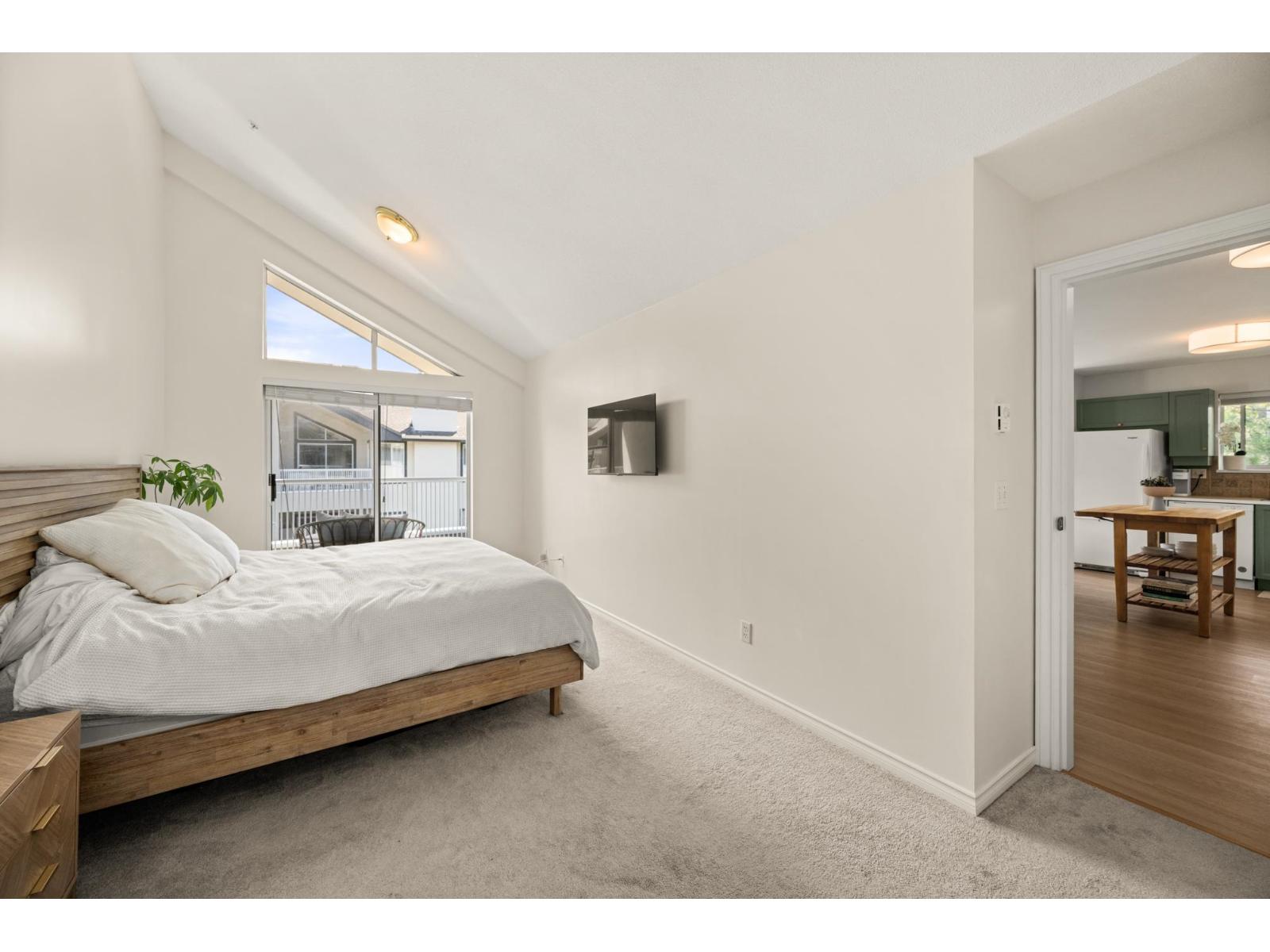 309 15272 20 AVENUE, Surrey