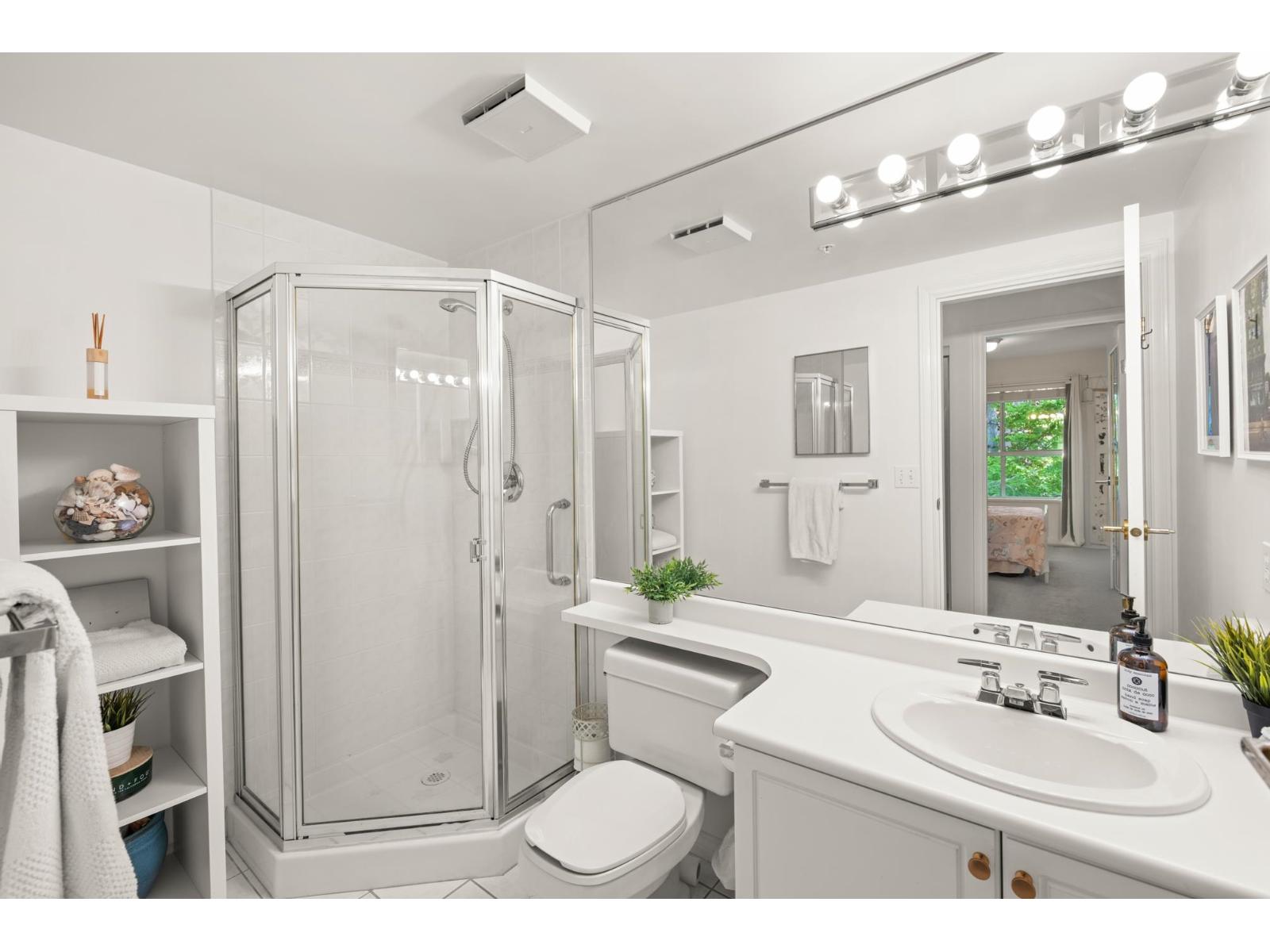 309 15272 20 AVENUE, Surrey