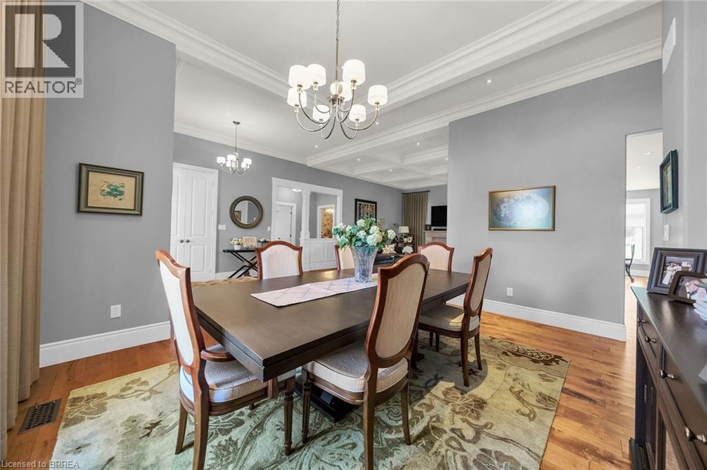 12 ELLINGTON Place - 10
