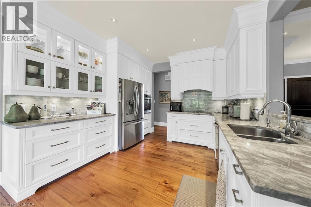 12 ELLINGTON Place - 15