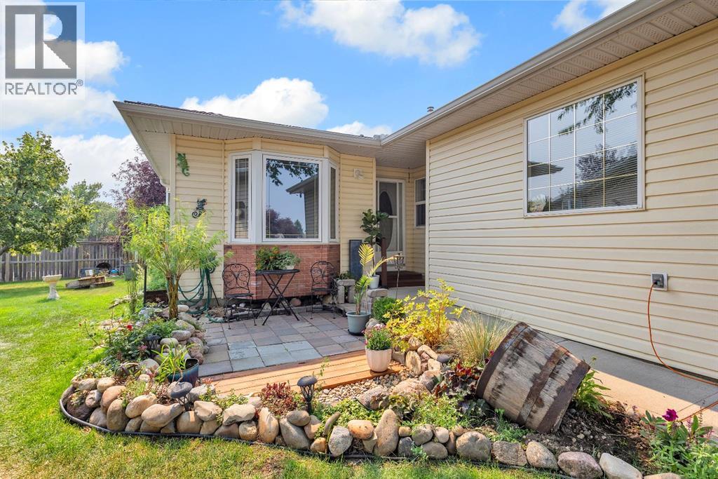 36 Dovista Court SE - 2