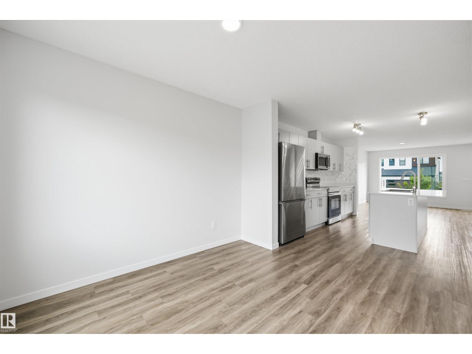 19112 22 AV NW - Image 11